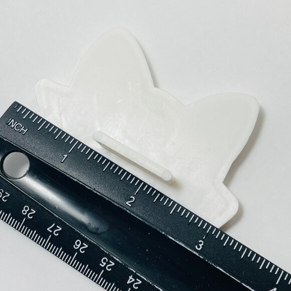 Cartoon Bow-Themed White Plastic Cookie Cutter Five Rings Holiday Christmas Song - Picture 3 of 4